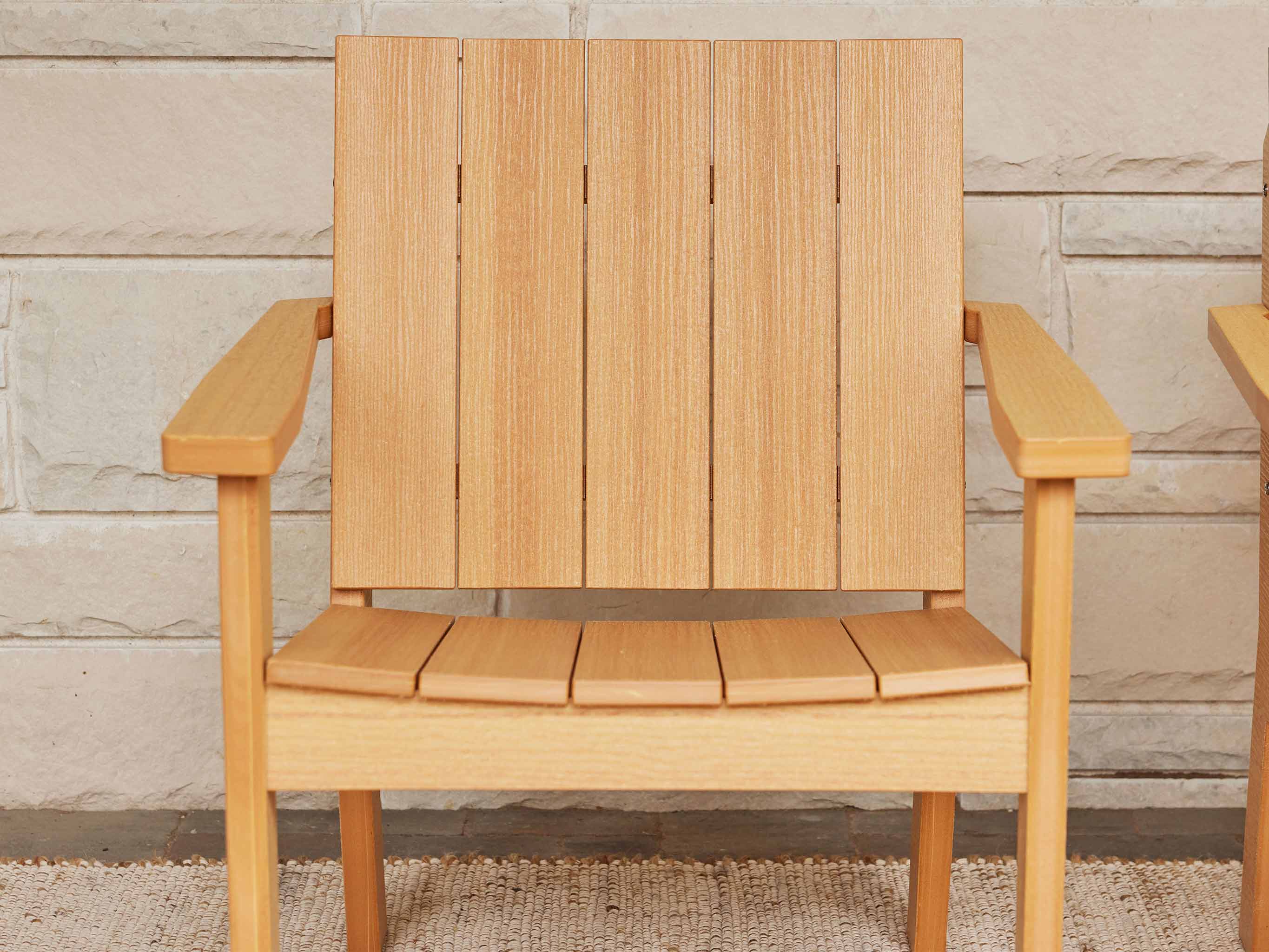 Ashland Chat Chair Closeup of Natural Teak Woodgrain Seat