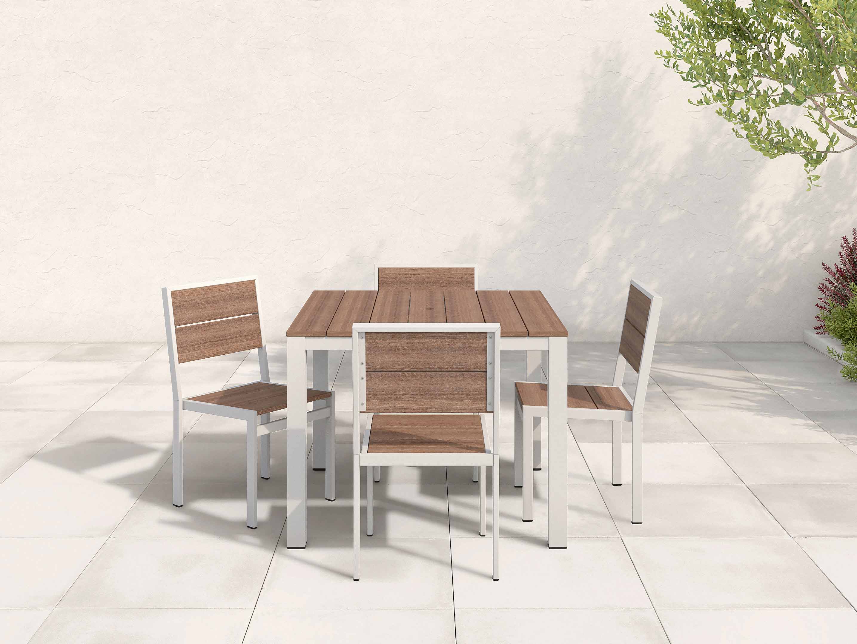 Antique Mahogany Park City Dining Set with White Frame on patio